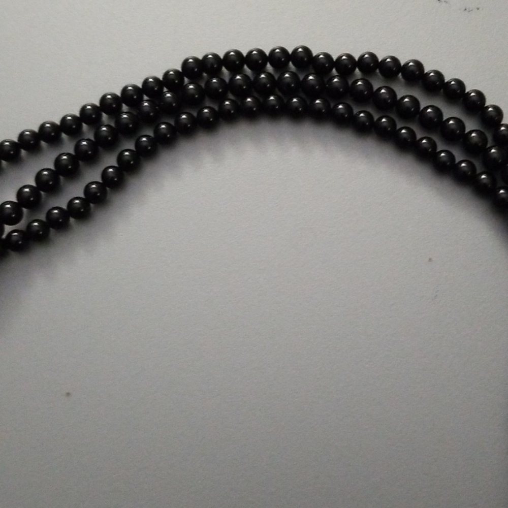Vintage Triple Strand Sterling/Onyx Bead Necklace - Picture 6 of 8